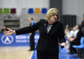 Natálie Hejková, trenérka basketbalistek USK Praha, bude v porotě.