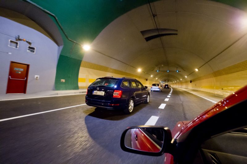 Denně Blankou projede před 60 tisíc vozů.