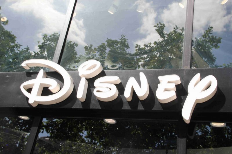 Německá kina bojkotují studio Disney, protože nesouhlasí s jeho distribučními požadavky. Německá kina bojkotují studio Disney, protože nesouhlasí s jeho distribučními požadavky.