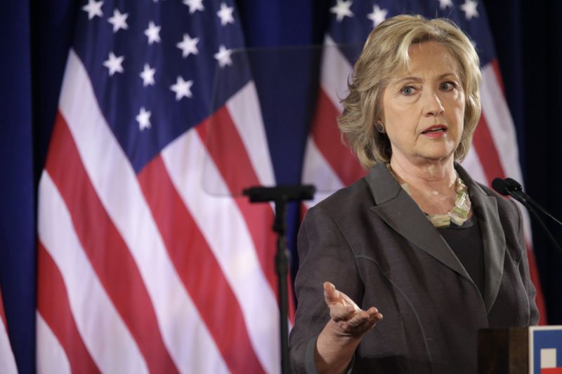 Hillary Clintonová. Hillary Clintonová.