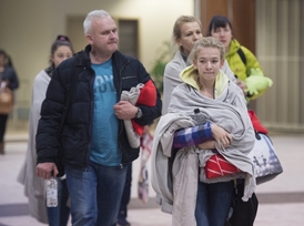 Pasažéři i členové posádky letadla byli v Halifaxu převezeni do hotelů.