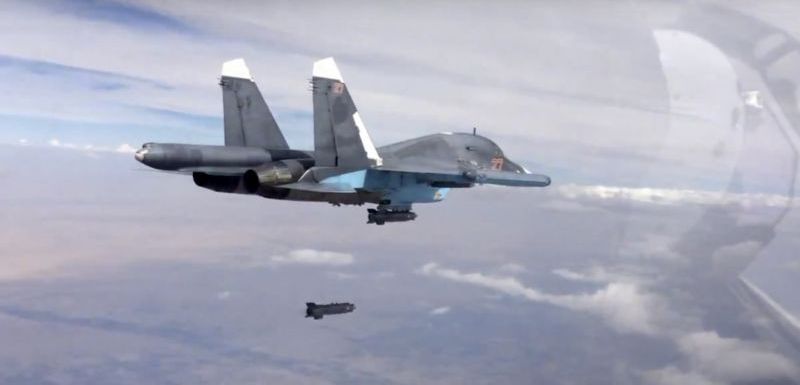 Ruské Su-34 podle Kartapolova "pořádají hon" na automobilové cisterny teroristů.