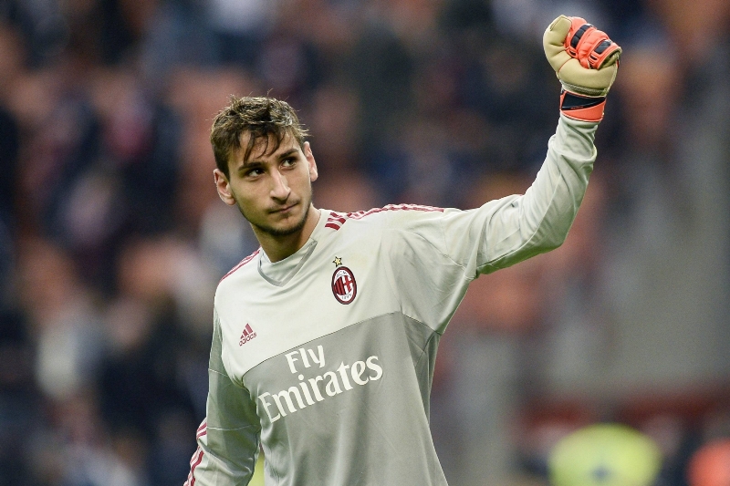 Šestnáctiletý gólman Gianluigi Donnarumma.