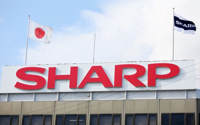 Japonský výrobce elektroniky Sharp je ve ztrátě.
