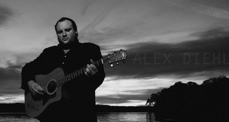 Bavorský muzikant Alex Diel.  