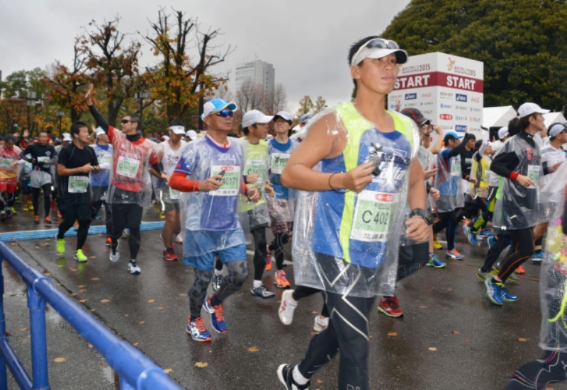 Momentka z maratonu v japonské Kanazavě.