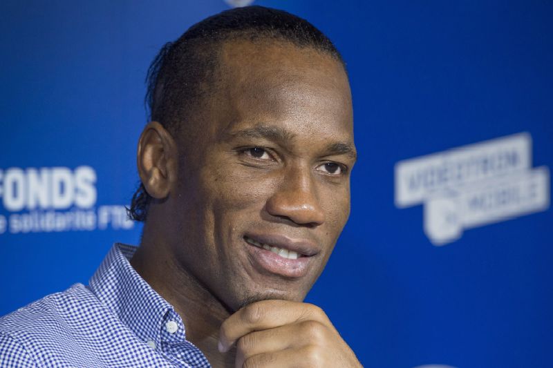 Kanonýr Didier Drogba. 