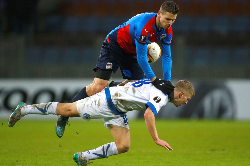 Jan Kovařík v utkání s Minskem. Jan Kovařík v utkání s Minskem.