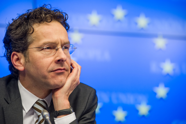 Pokud se nevypořádáme s přílivem běženců, schengenský prostor podle Dijsselbloema nepřežije. 