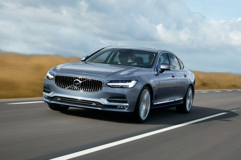 Nové Volvo S90 náleží do segmentu luxusních limuzín.