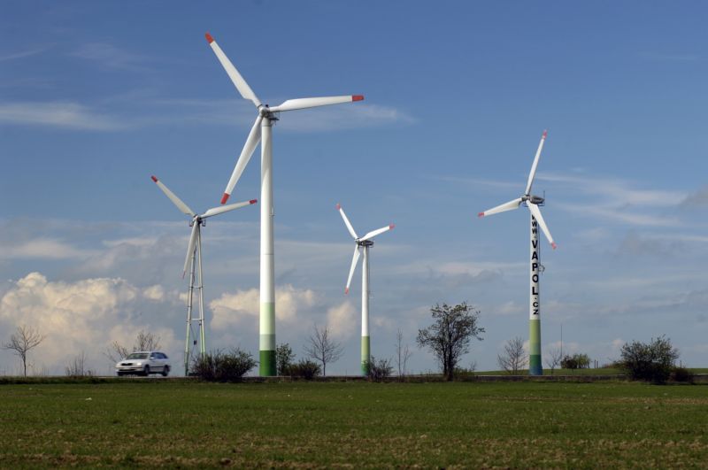 Větrná elektrárna v Lipné na Olomoucku (ilustrační foto).