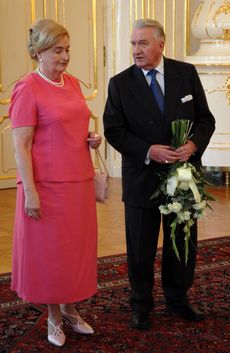Bývalý slovenský prezident Michal Kováč s manželkou Emílií.