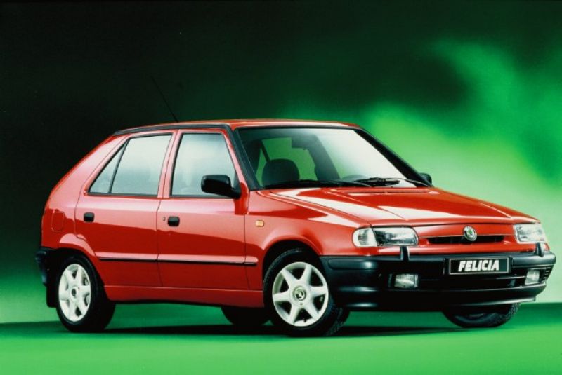 Prvním výsledkem spojení Škodovky s VW byl model Škoda Felicia.