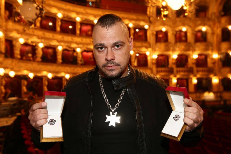 Tomáš Ortel s trofejemi.