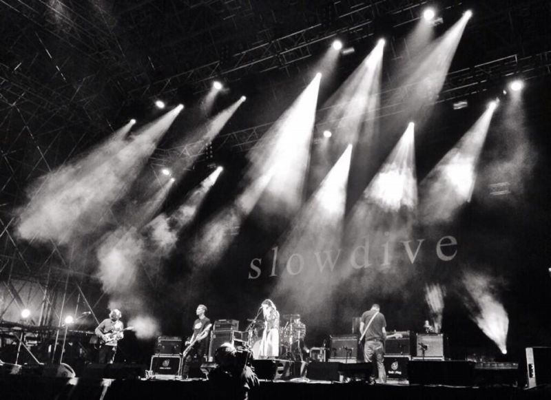 Britská kapela Slowdive. Britská kapela Slowdive.