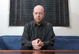 Český literární historik, kritik, překladatel a pedagog Fakulty humanitních studií Univerzity Karlovy Martin C. Putna.