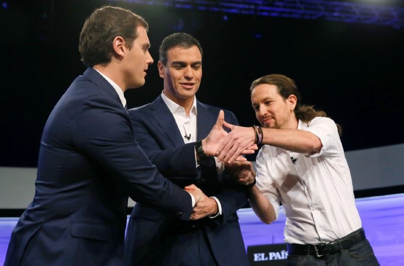 Opoziční vůdci. Zleva lídři Občanů, socialistů a Podemos - Albert Rivera, Pedro Sánchez a Pablo Iglesias.