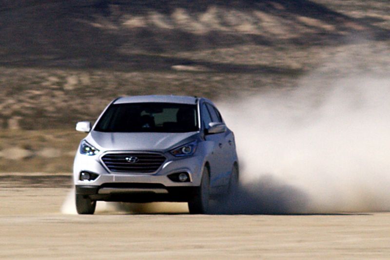 Tucson Fuel Cell při rekordní jízdě.