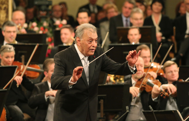 Indický dirigent Zubin Mehta. Indický dirigent Zubin Mehta.