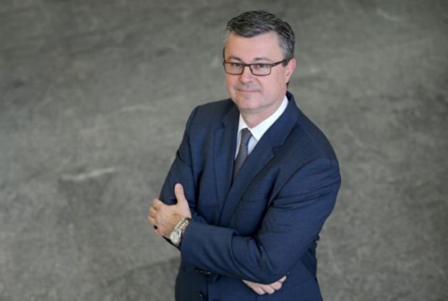 Kandidát na nového premiéra Chorvatska Tihomir Orešković. Kandidát na nového premiéra Chorvatska Tihomir Orešković.