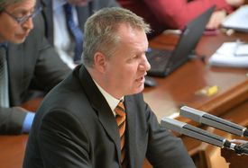 Ministr zdravotnictví Svatopluk Němeček.