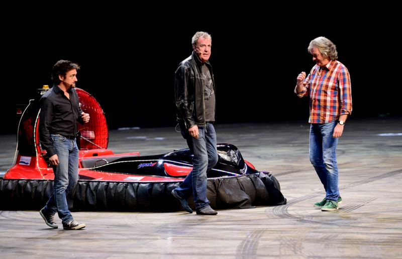 Tvůrci pořadu Top Gear, zleva: Richard Hammond, Jeremy Clarkson a James May.