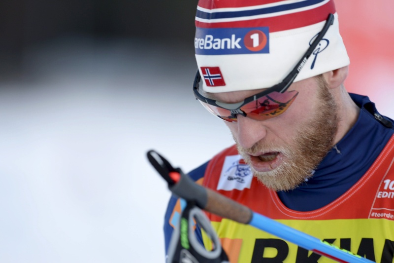 ŘÍKEJTE MI SPRINTER. Obhájce titulu na Tour de Ski Nor Martin Johnsrud Sundby zaběhl překvapivě dobře páteční sprint. Na největší rivaly tak získal hned v první etapě náskok.