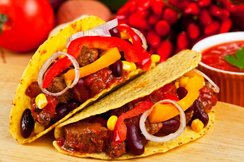 Řetězec Chipotle Mexican Grill, který prodává burrito a ostatní mexické pokrmy, v poslední době zaznamenává případy nákaz jídel po celých Spojených státech.