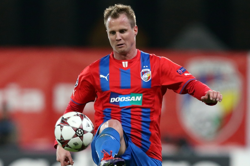 Trestní stíhání plzeňského fotbalisty Davida Limberského za řízení v opilosti bylo podle serveru Aktuálně.cz podmíněně zastaveno. Trestní stíhání plzeňského fotbalisty Davida Limberského za řízení v opilosti bylo podle serveru Aktuálně.cz podmíněně zastaveno.