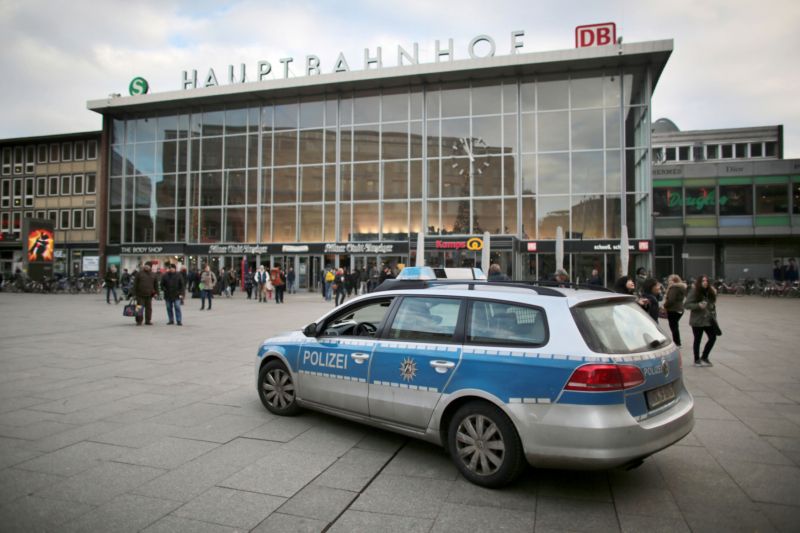 Kolínská policie žádá svědky o předání amatérských videí ze silvestrovské noci.