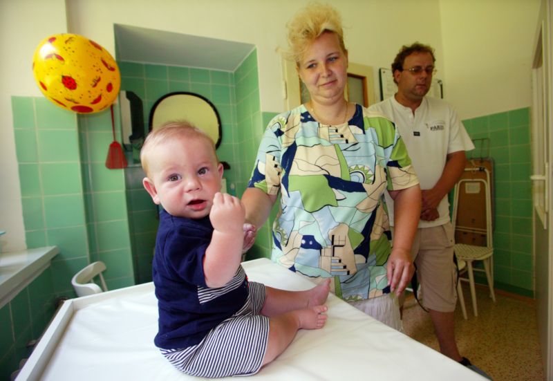 Zahraniční adopce funguje zejména s Dánskem, Německem či Švédskem (ilustrační foto).