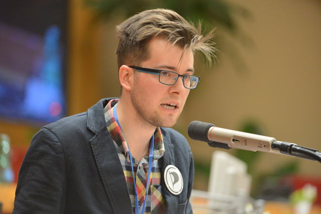 Předseda klubu pirátů Jakub Michálek.