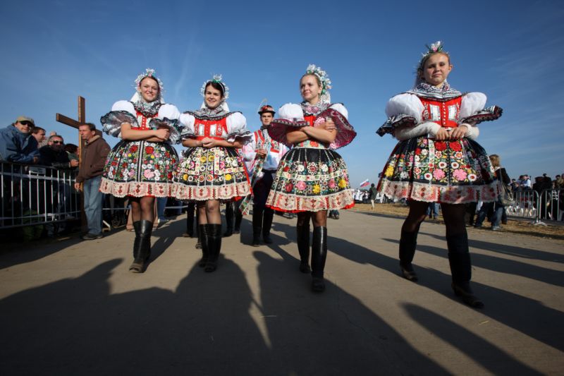 Poplatky OSA se týkají i folklórních souborů (ilustrační foto).