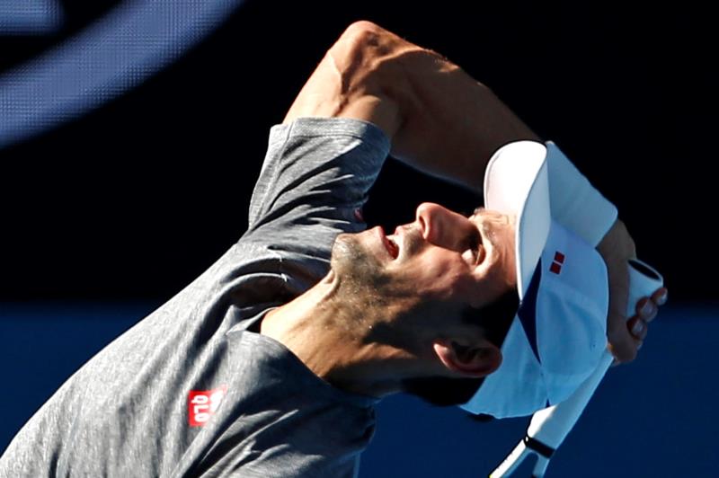 Novak Djokovič se ohradil proti spekulacím o prodeji svého zápasu. Novak Djokovič se ohradil proti spekulacím o prodeji svého zápasu.
