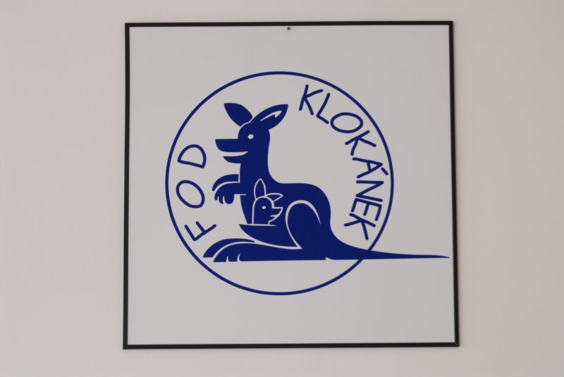 Logo Fondu ohrožených dětí (ilustrační foto). Logo Fondu ohrožených dětí (ilustrační foto).