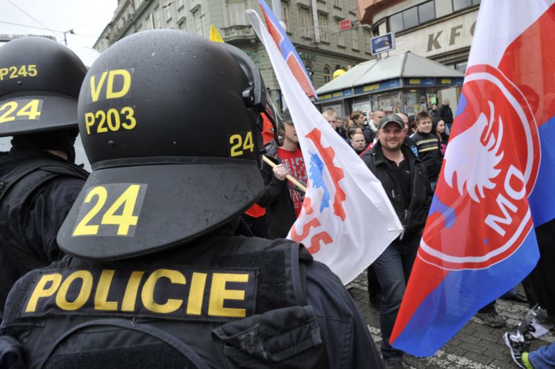 Demonstrace DSSS (ilustrační foto).