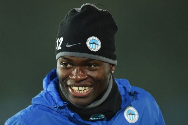 Isaac Sackey byl přeřazen do juniorky.