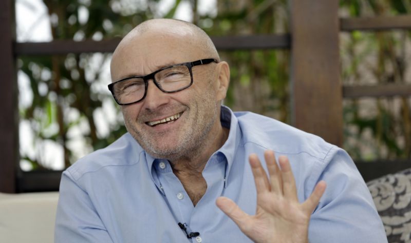 Phil Collins promluvil o své závislosti.