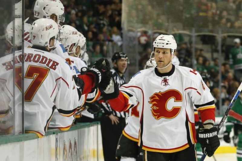 Dennis Wideman.