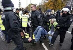Protestní shromáždění německé strany Alternativa pro Německo (AfD) v Berlíně.