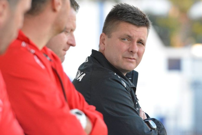 Kouč Slavie Dušan Uhrin.