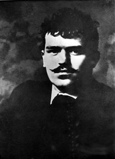 Český akademický malíř Antonín Slavíček ve své tvorbě vycházel z náladového realismu.