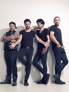 Kapela Support Lesbiens. Zleva: Radek Tomášek, Josef Czenda Urbánek, Filip Fendrych and Hynek Toman.
