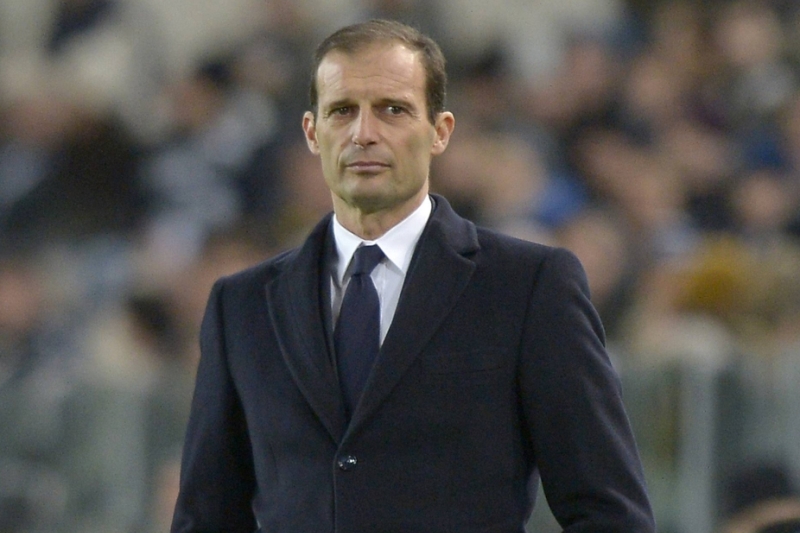 Massimiliano Allegri je největším adeptem na místo trenéra Chelsea. Massimiliano Allegri je největším adeptem na místo trenéra Chelsea.