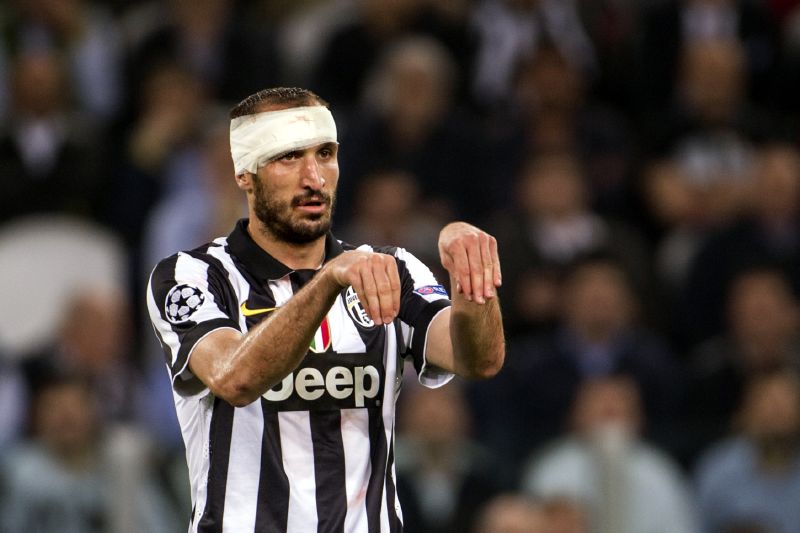 Juventus se musí obejít tři týdny bez obránce Giorgia Chielliniho.