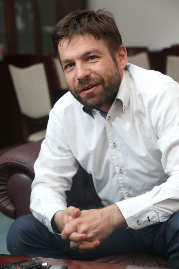 JUDr. Robert Pelikán, Ph.D., ministr spravedlnosti, advokát. JUDr. Robert Pelikán, Ph.D., ministr spravedlnosti, advokát.