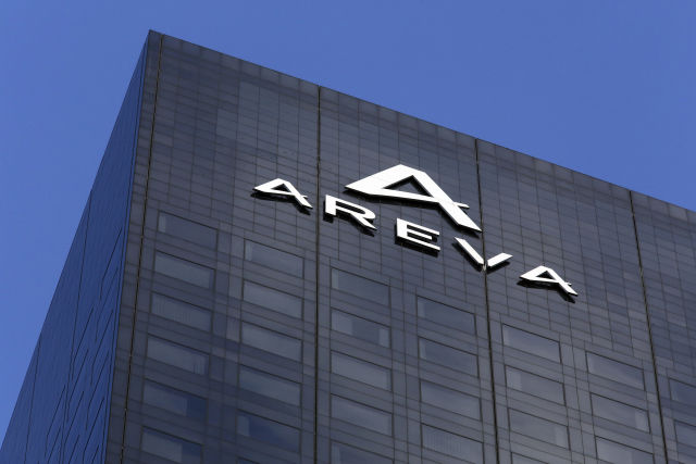 Logo společnosti Areva na budově v Paříži (ilustrační foto).