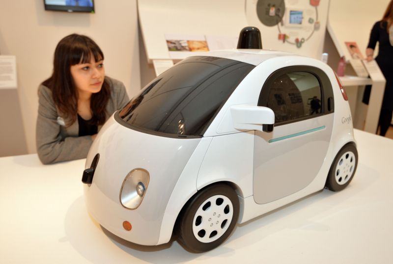 Model Google automobilu bez řidiče. Model Google automobilu bez řidiče.