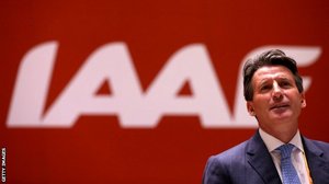 Předseda IAAF Sebastian Coe.