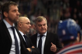 Vladimír Vůjtek na české střídačce.